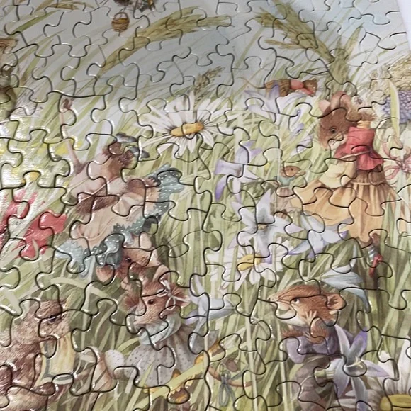 Flower field with springtime animals 500 piece puzzle, Springbok by Hallmark - Picture 4 of 9